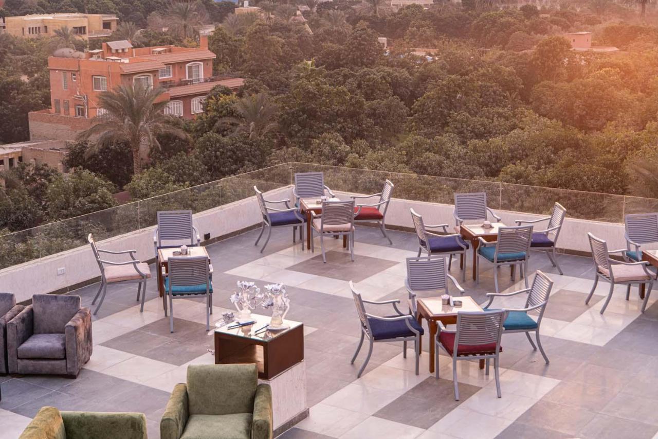Bed & Breakfast King Pyramids View *