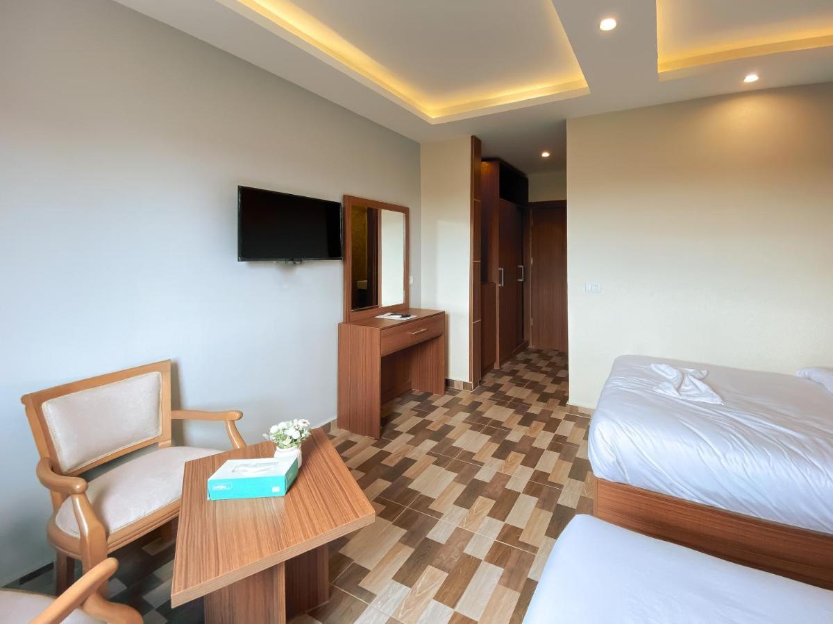 Bed & Breakfast King Pyramids View *