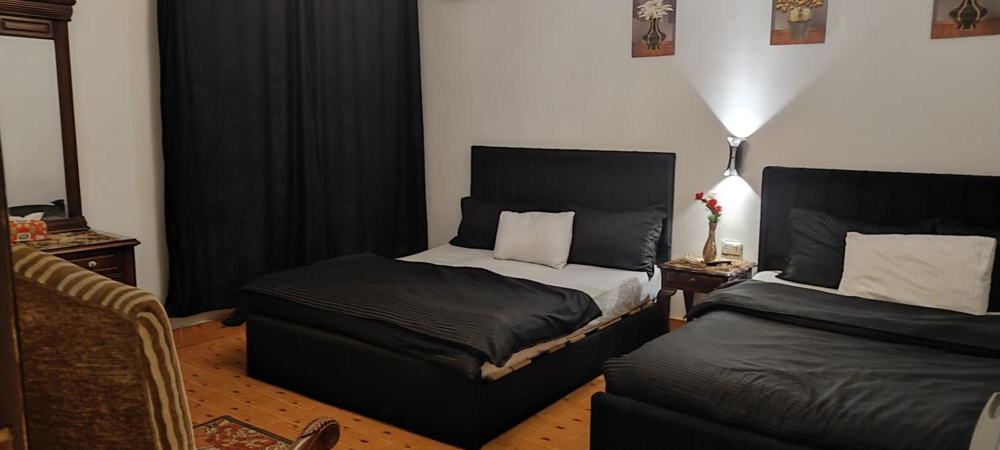 Bed & Breakfast King Pyramids View